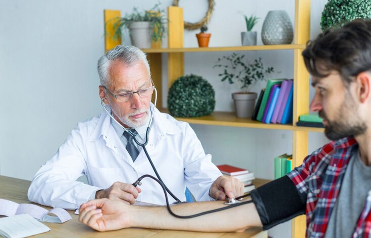 How to Live Well with Hypertension: Tips from Experts