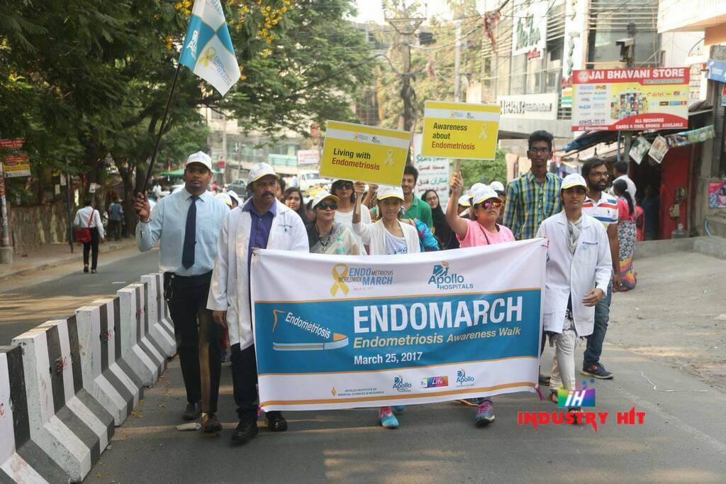 Ms. Sangita Reddy flagged off the EndoMarch organised at Apollo Cradle, Hyderabad to raise awareness on Endometriosis