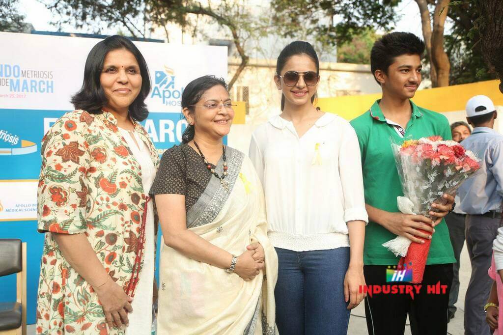 Ms. Sangita Reddy flagged off the EndoMarch organised at Apollo Cradle, Hyderabad to raise awareness on Endometriosis