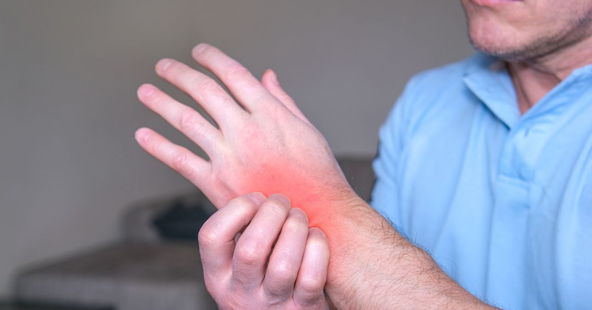 Paresthesia : Causes, Symptoms and Treatment